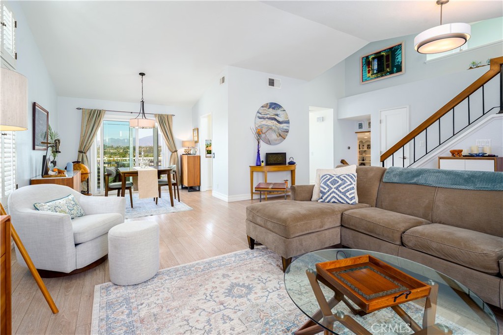 26151 Buscador, Mission Viejo CA 92692 - photo 8