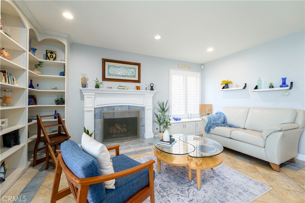 26151 Buscador, Mission Viejo CA 92692 - photo 9
