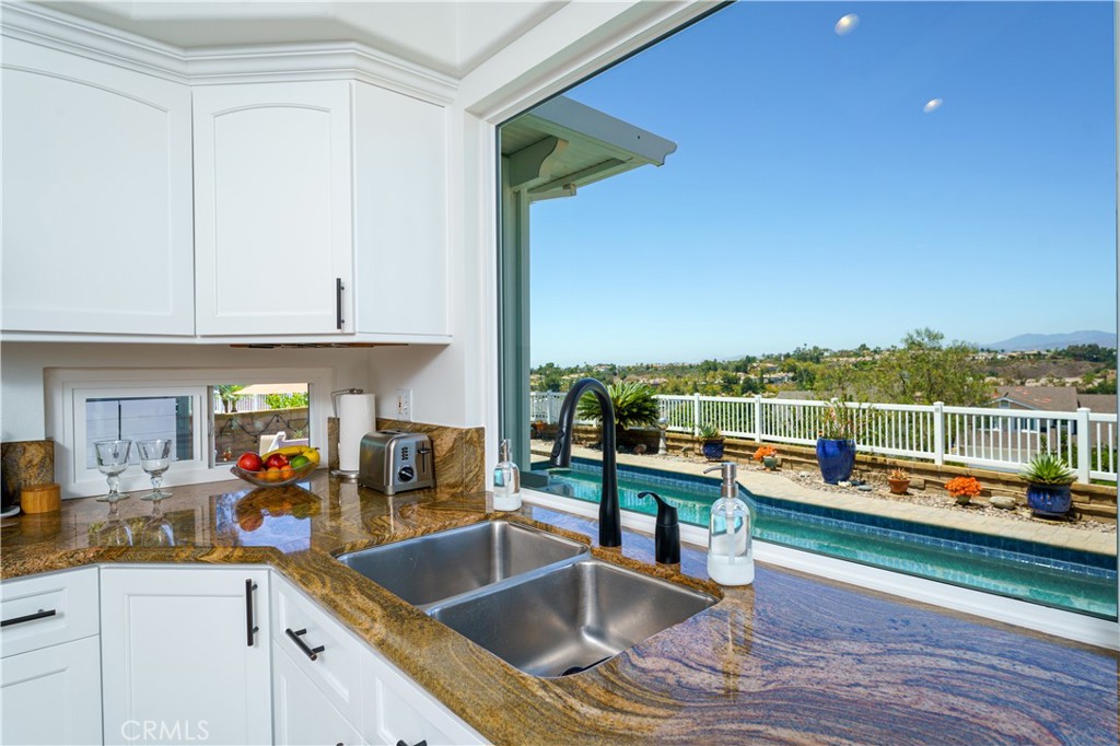 26151 Buscador, Mission Viejo CA 92692 - photo 15