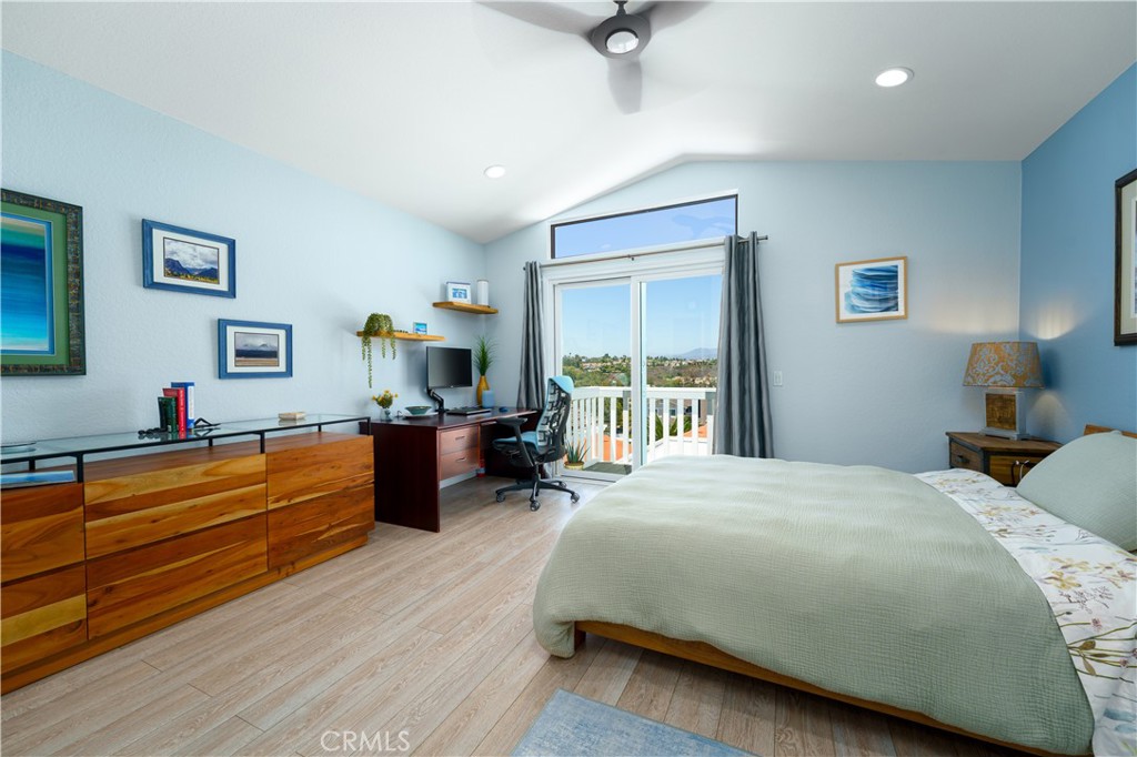 26151 Buscador, Mission Viejo CA 92692 - photo 19