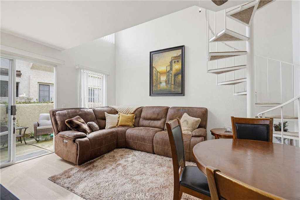 26152 Sanz #B, Mission Viejo CA 92691 - photo 1