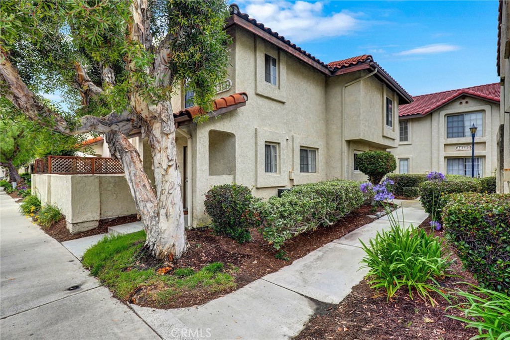 26191 Sanz D, Mission Viejo CA 92691 - photo 1