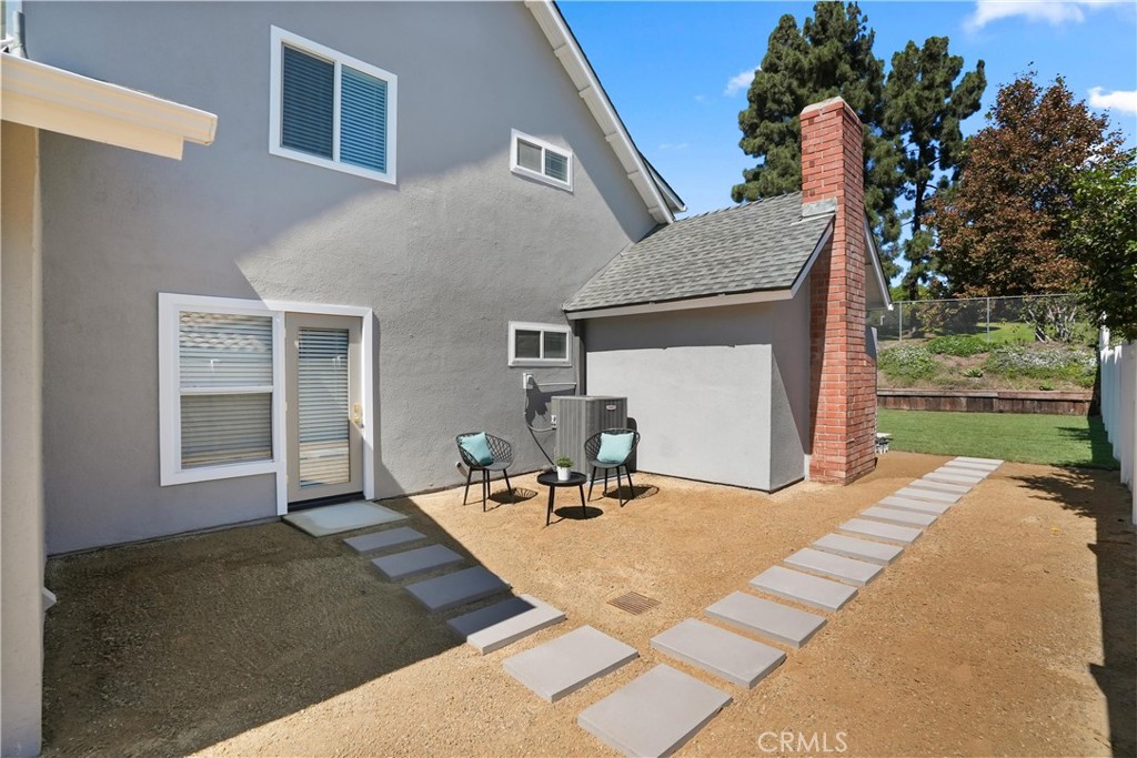 New landscaping featuring decomposite granite - 26201 San Roque Drive, Mission Viejo CA 92691 - photo 36