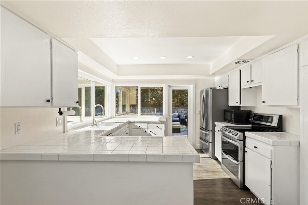 26232 Tarrasa Lane, Mission Viejo CA 92691 - photo 16