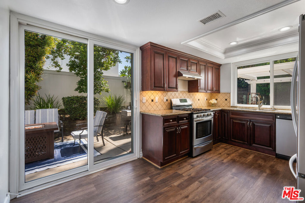 26392 Cortina Drive, Mission Viejo CA 92691 - photo 15