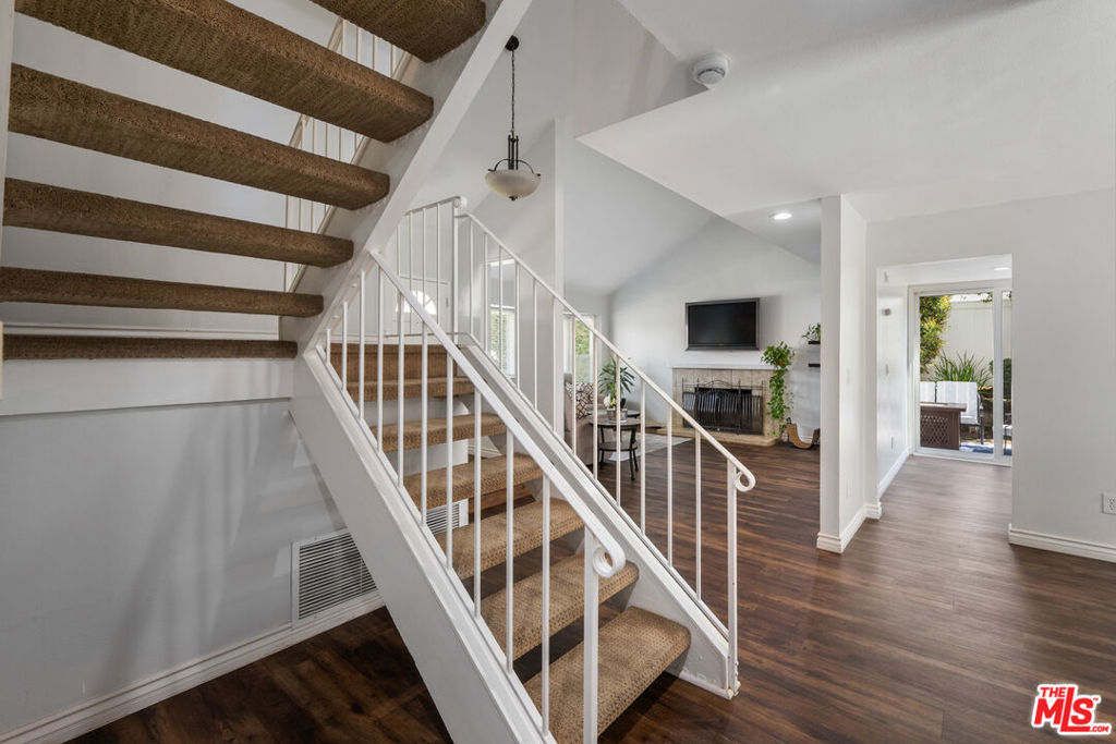 26392 Cortina Drive, Mission Viejo CA 92691 - photo 25
