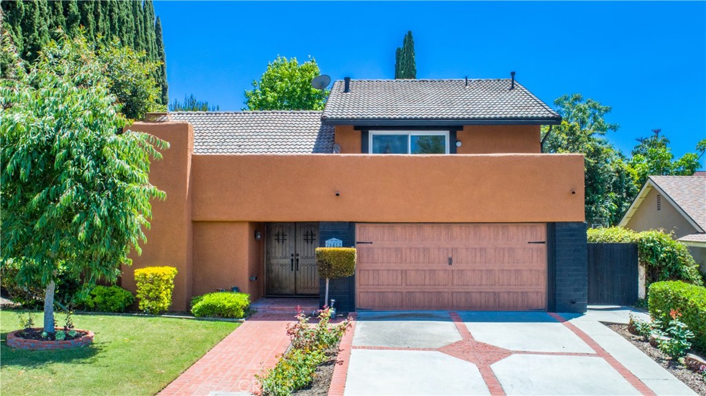 Please Note Neighbors trim there pine trees on their property. - 26412 Via Lara, Mission Viejo CA 92691 - photo 1