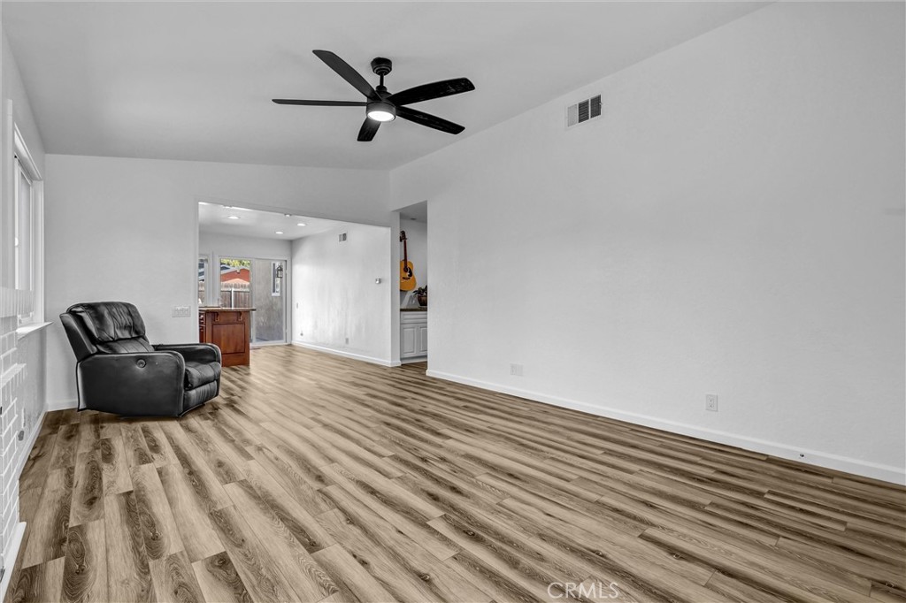 26431 Via Galicia, Mission Viejo CA 92691 - photo 5