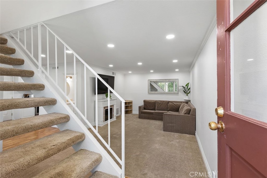 Entry way leads to the living room or upstairs. - 26495 Via Damasco, Mission Viejo CA 92691 - photo 3