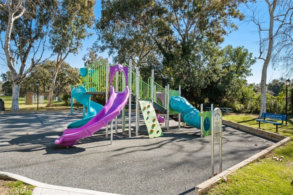 Community play equipment - 26495 Via Damasco, Mission Viejo CA 92691 - photo 25