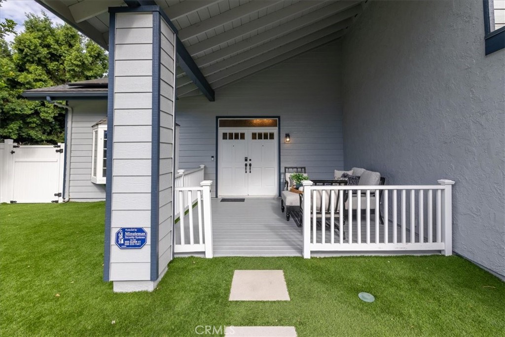 The inviting front Veranda welcomes your guests and neighbors to share some time and enjoy a nice beverage and conversat - 26515 Via Del Sol, Mission Viejo CA 92691 - photo 3