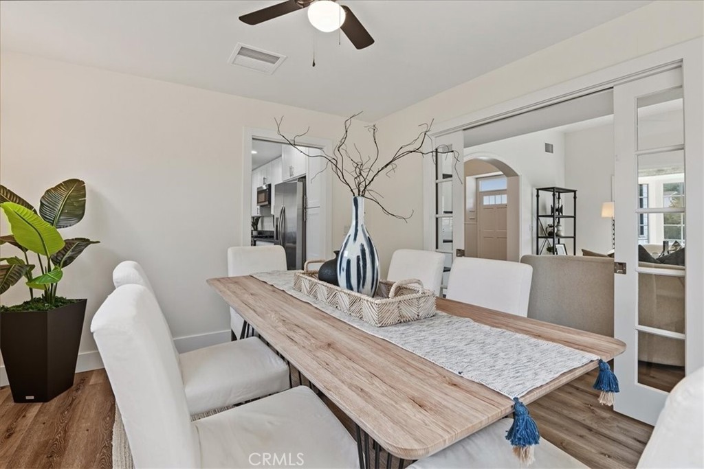 There is a hidden single pocket door to the adjacent Kitchen. - 26515 Via Del Sol, Mission Viejo CA 92691 - photo 10