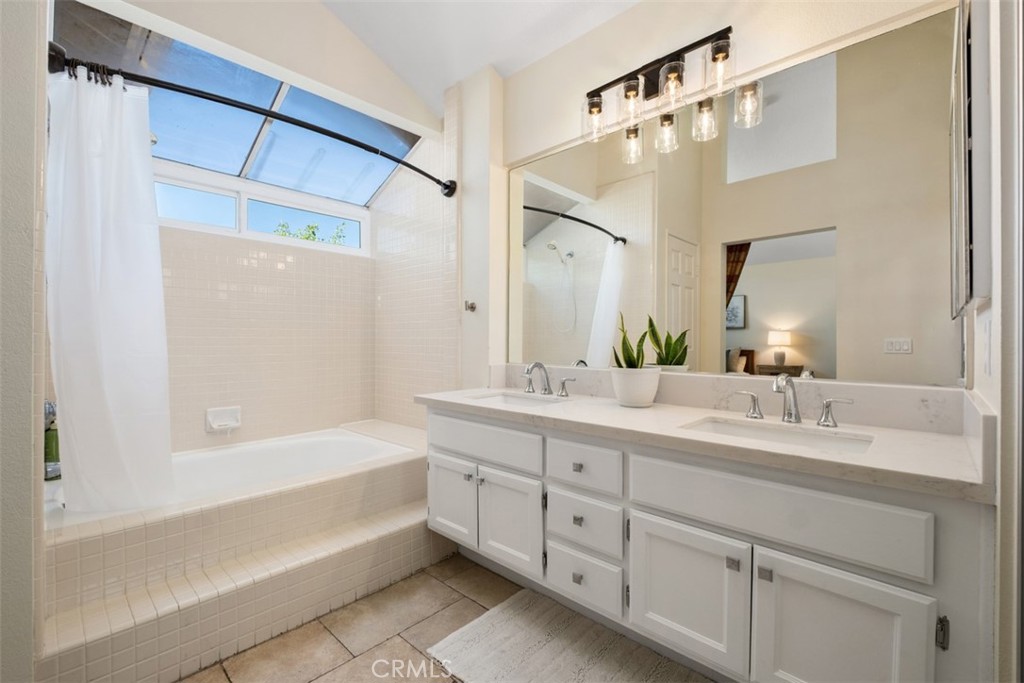primary bath with new Quartz counters - 26535 Mikanos, Mission Viejo CA 92692 - photo 15