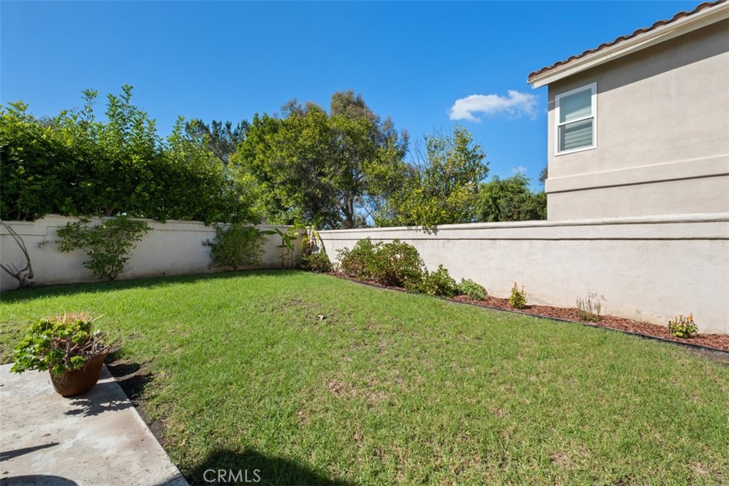 plenty of room for a pool! - 26535 Mikanos, Mission Viejo CA 92692 - photo 20