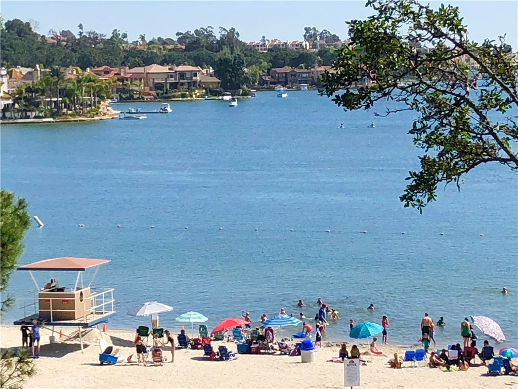 Sandy beach of Lake Mission Viejo - 26535 Mikanos, Mission Viejo CA 92692 - photo 23