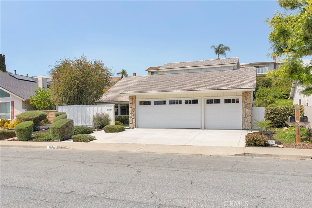 26541 Valpariso, Mission Viejo CA 92691 - photo 1