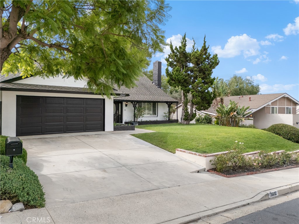 26612 Saddleback Drive, Mission Viejo CA 92691 - photo 3