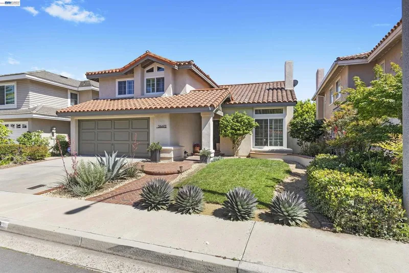 26612 Sierra Vista, Mission Viejo, CA 92692