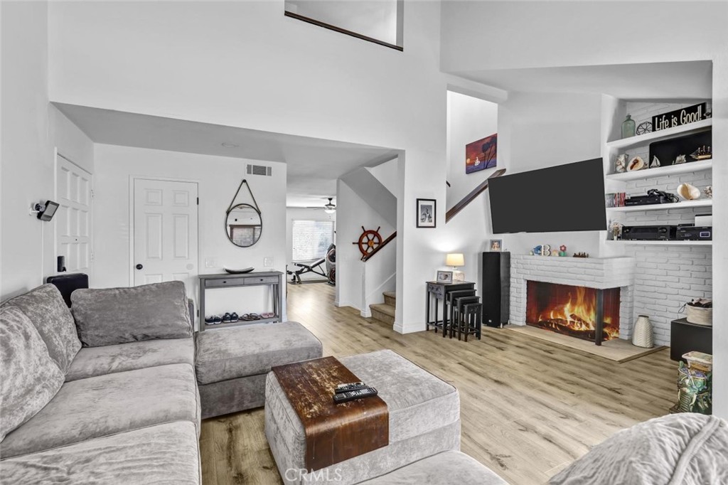 26626 El Toboso, Mission Viejo CA 92691 - photo 2