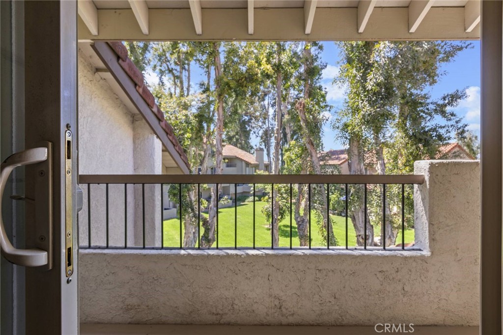 26643 Guadiana, Mission Viejo CA 92691 - photo 16