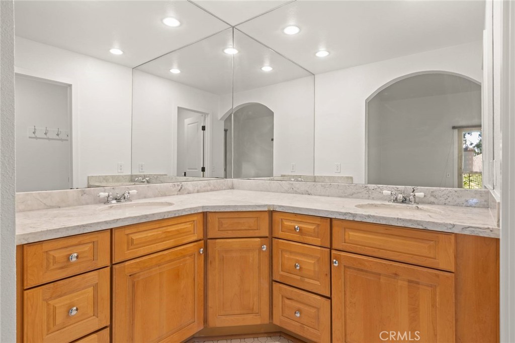 26643 Guadiana, Mission Viejo CA 92691 - photo 17