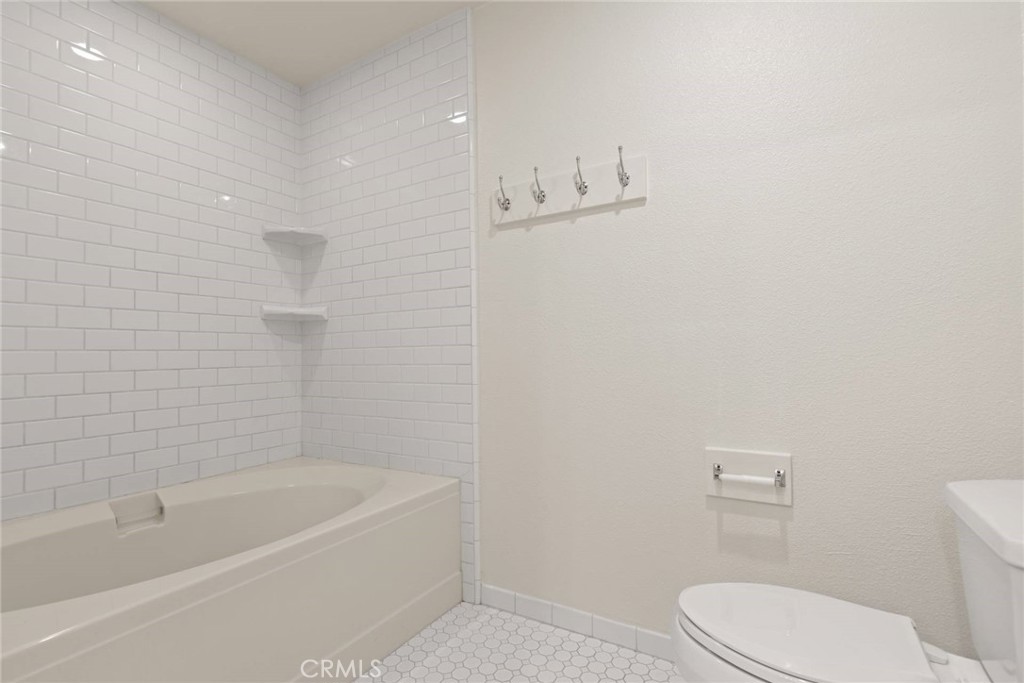 26643 Guadiana, Mission Viejo CA 92691 - photo 18