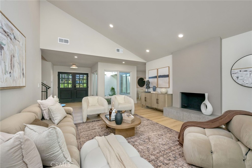 26732 Carretas, Mission Viejo CA 92691 - photo 3