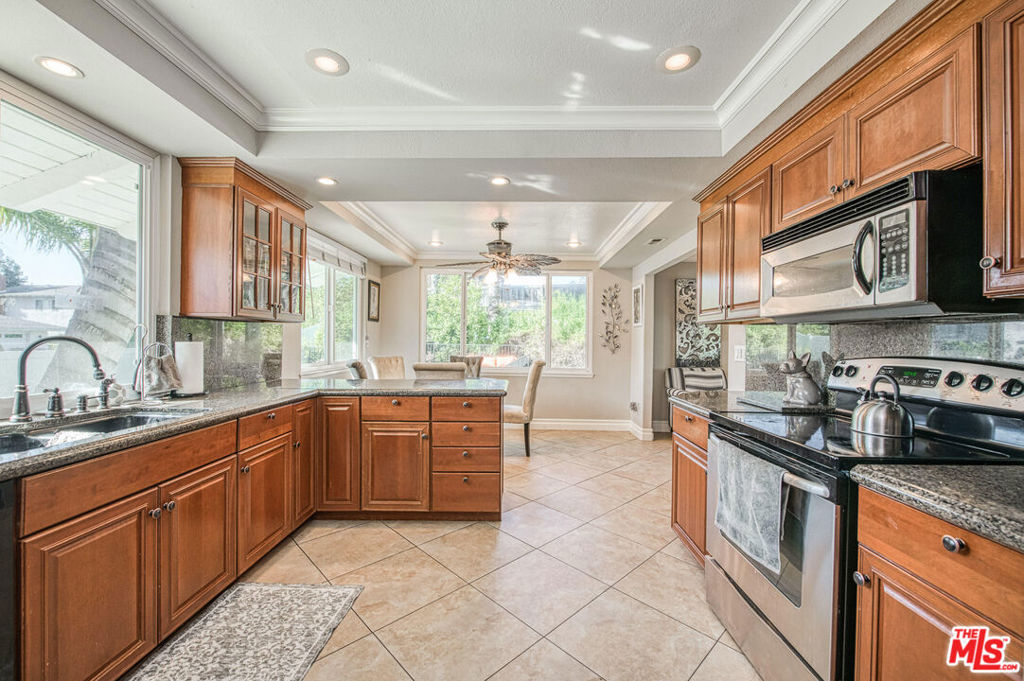 26821 Estanciero Drive, Mission Viejo CA 92691 - photo 10