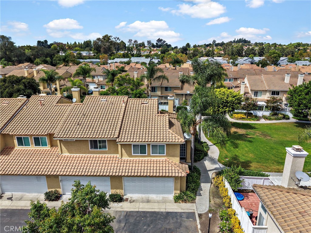26907 Begonia, Mission Viejo CA 92692 - photo 9