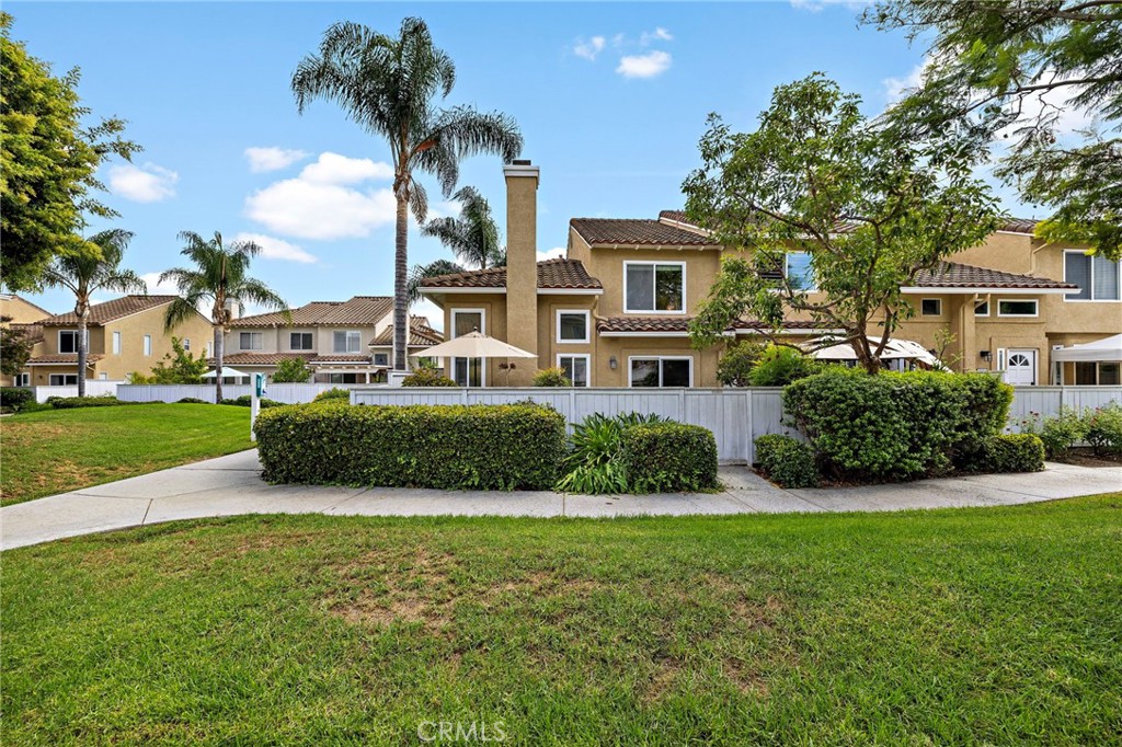 26907 Begonia, Mission Viejo CA 92692 - photo 36