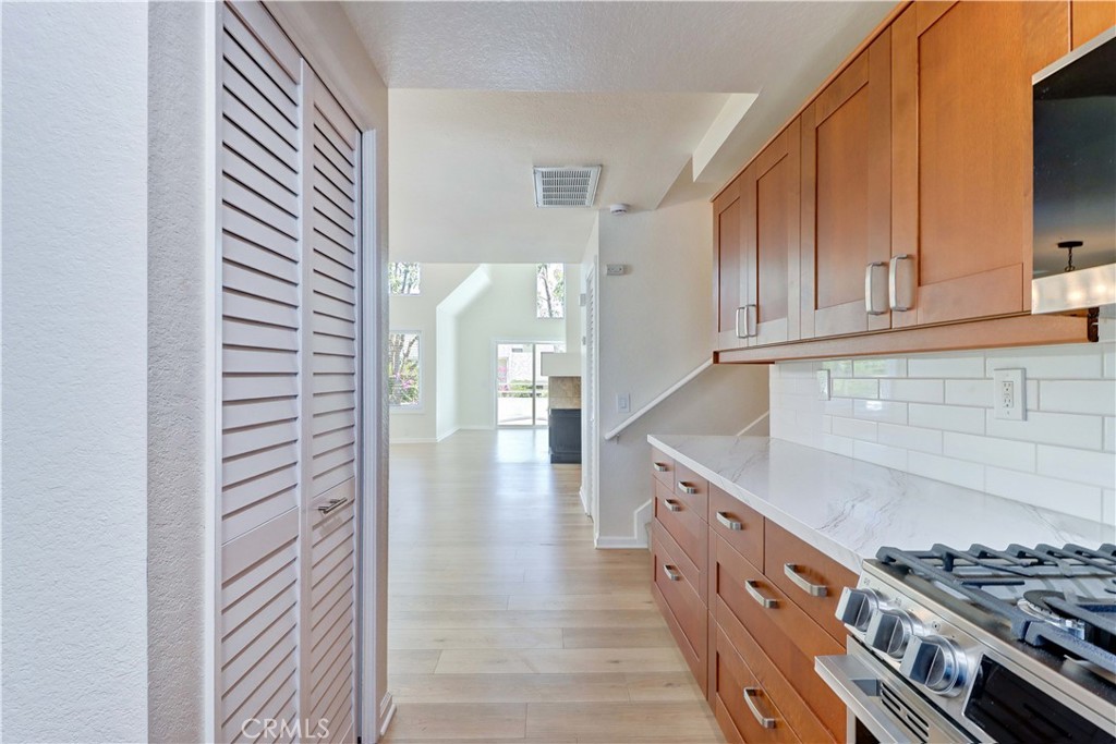 26928 Carnelian, Mission Viejo CA 92691 - photo 3