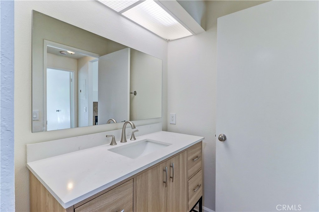 26928 Carnelian, Mission Viejo CA 92691 - photo 16