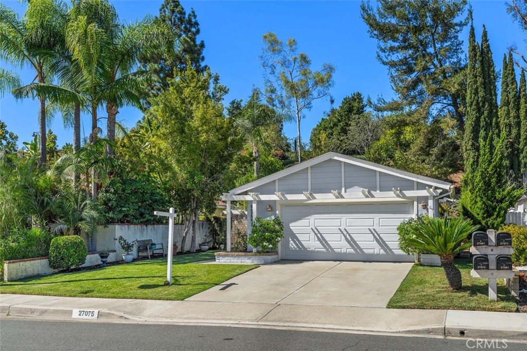 27075 Ayamonte, Mission Viejo CA 92692 - photo 3