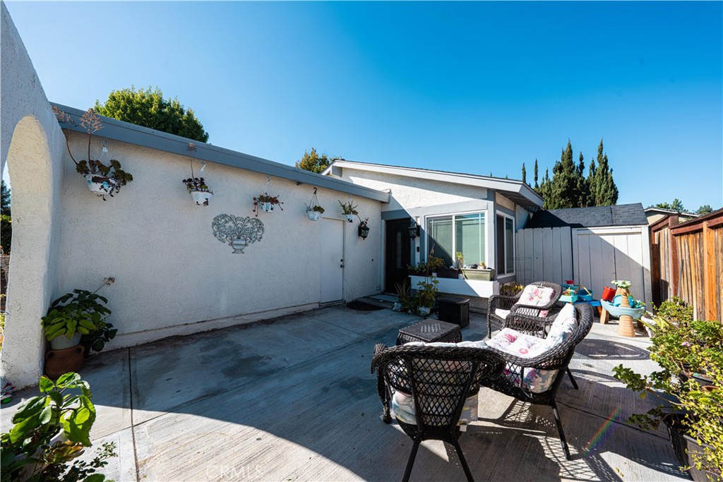 27081 Sombras, Mission Viejo CA 92692 - photo 2