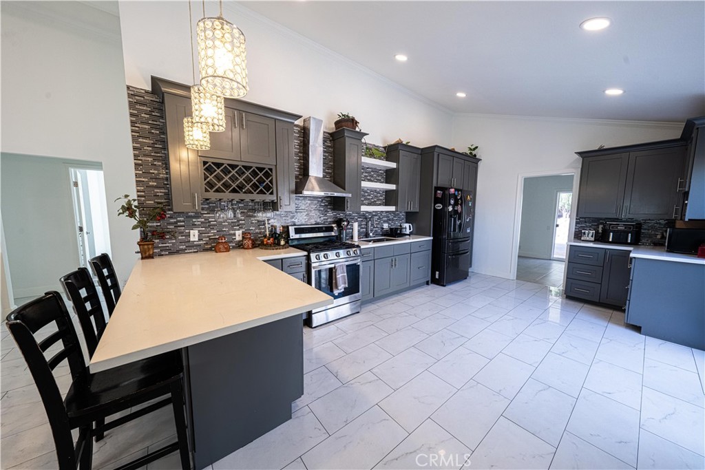 27081 Sombras, Mission Viejo CA 92692 - photo 8