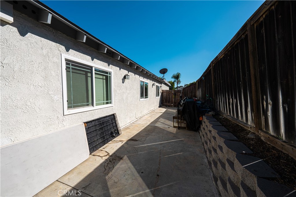 Left Side Yard - 27081 Sombras, Mission Viejo CA 92692 - photo 26