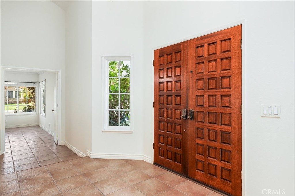 27104 Pinario, Mission Viejo CA 92692 - photo 2
