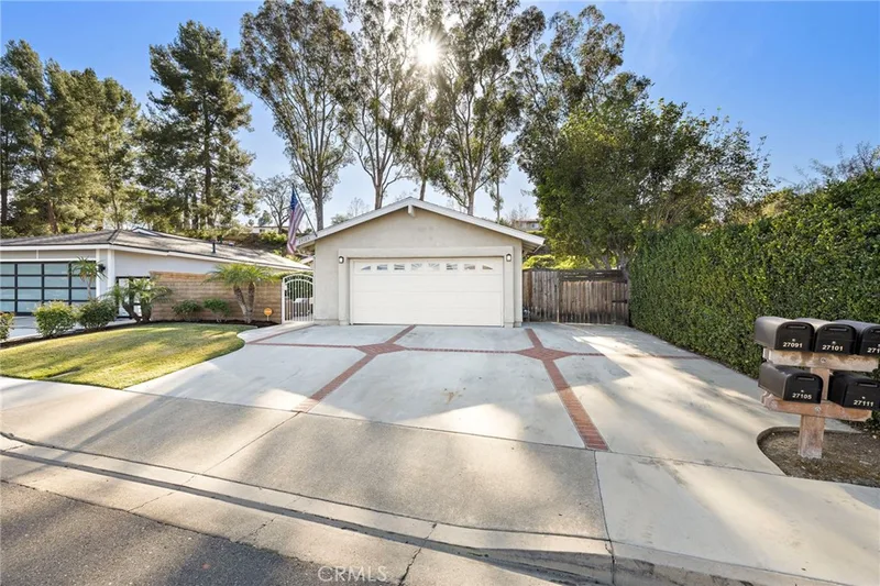 27105 Ayamonte, Mission Viejo, CA 92692