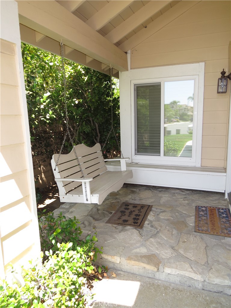 27165 Pinario, Mission Viejo CA 92692 - photo 2
