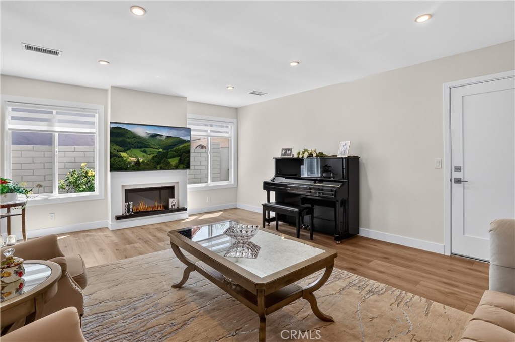 27182 Calle Del Cid, Mission Viejo CA 92691 - photo 15