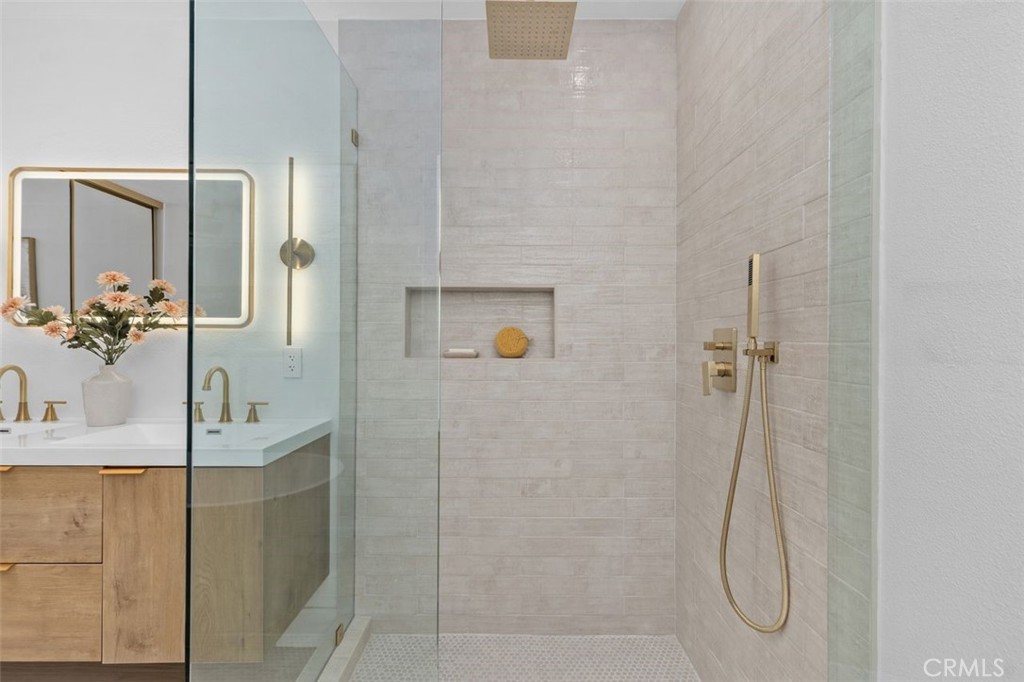 27241 Mariscal, Mission Viejo CA 92691 - photo 29