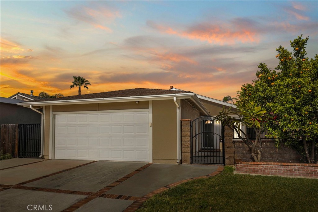 27271 Pinocha, Mission Viejo CA 92692 - photo 1