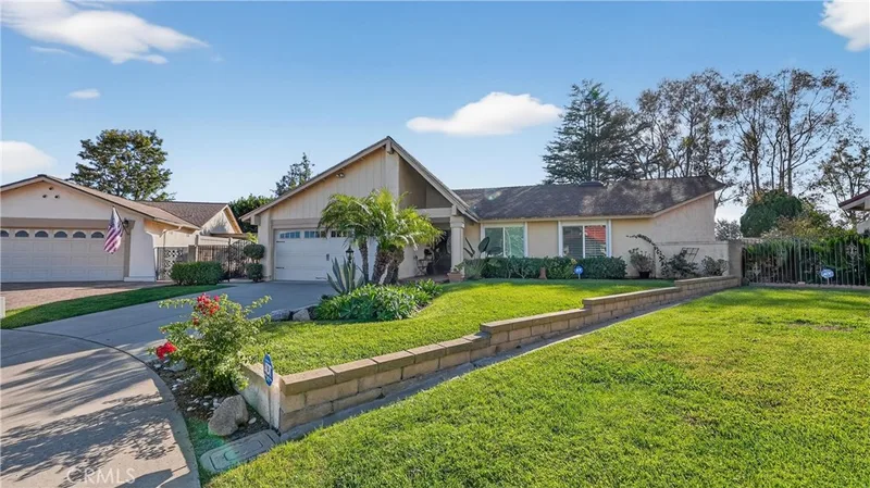 27302 Via Olmo, Mission Viejo