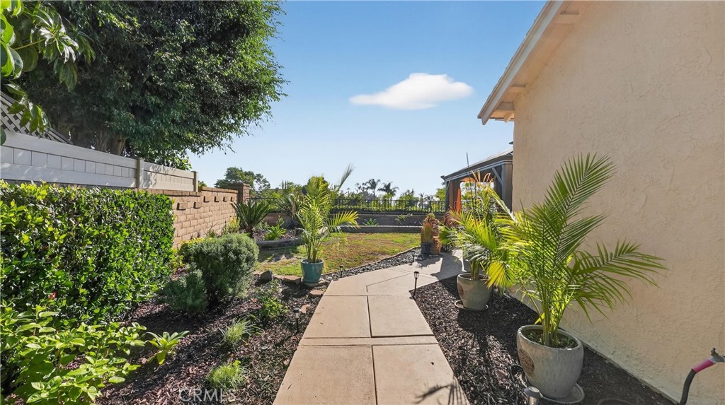 27302 Via Olmo, Mission Viejo CA 92691 - photo 30