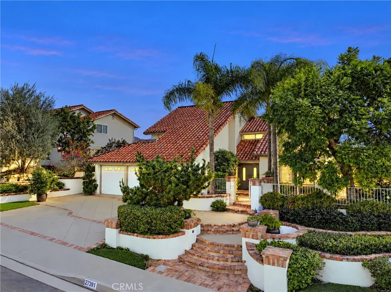 27391 Valderas, Mission Viejo
