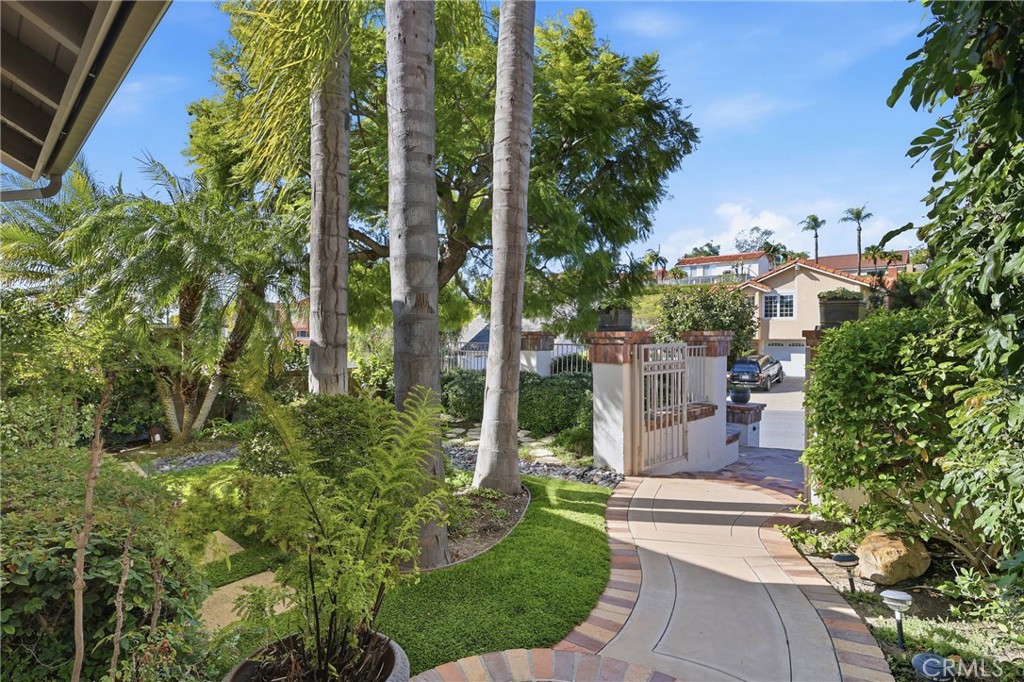 27391 Valderas, Mission Viejo CA 92691 - photo 9