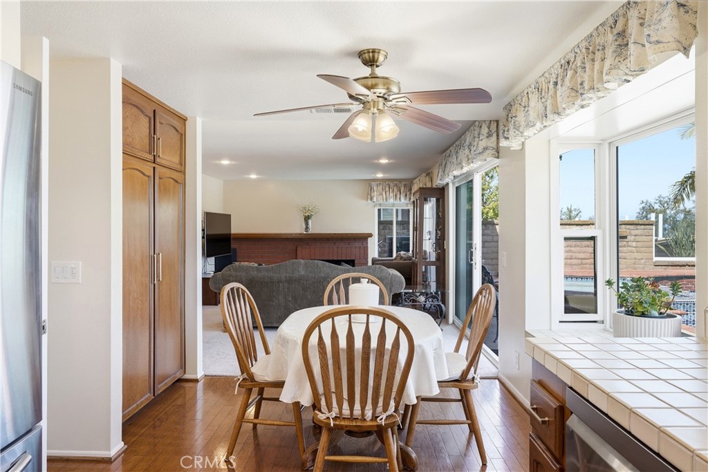 27411 Betanzos, Mission Viejo CA 92692 - photo 21