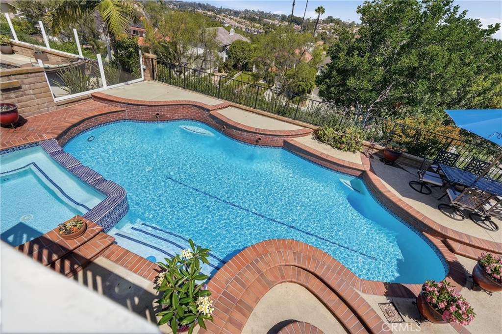 27411 Betanzos, Mission Viejo CA 92692 - photo 38