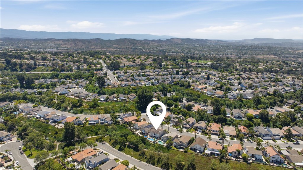 27411 Betanzos, Mission Viejo CA 92692 - photo 59