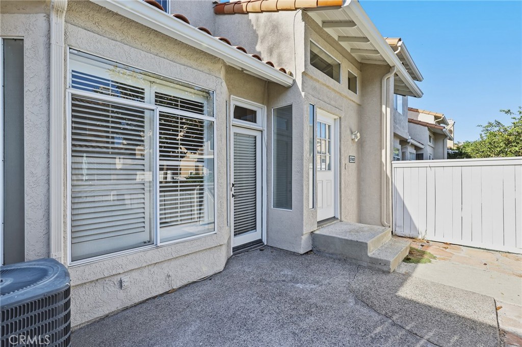 27422 Iris Avenue, Mission Viejo CA 92692 - photo 17